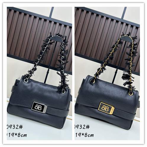 Picture of Balenciaga Handbags _SKUfw191074938fw